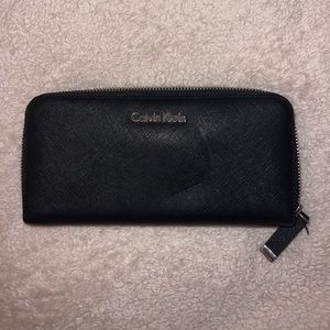 Calvin Klein- Wallet in Black